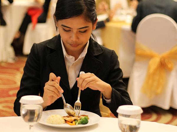 Table Manner
Swiss-Belhotel Maleosan Manado