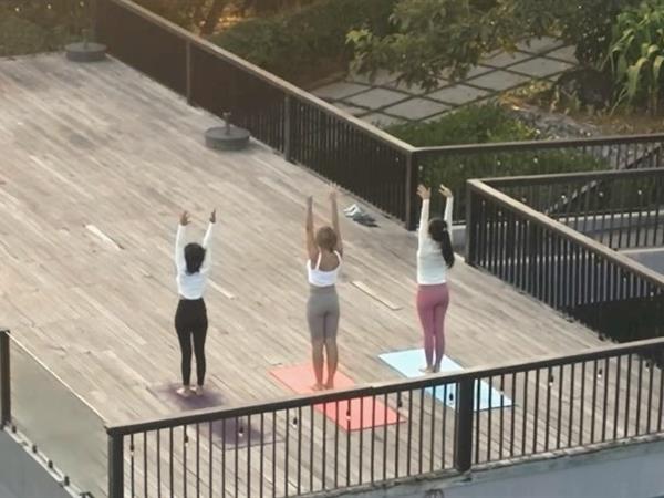 Latihan Yoga
Swiss-Belresort Belitung