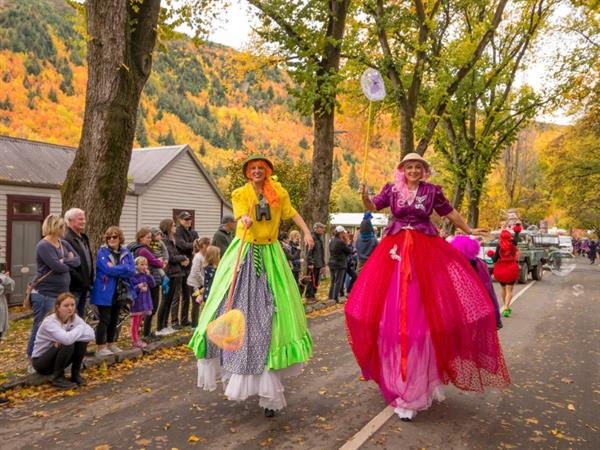 Celebrate Autumn's Golden Embrace at Arrowtown Autumn Festival
Swiss-Belresort Coronet Peak