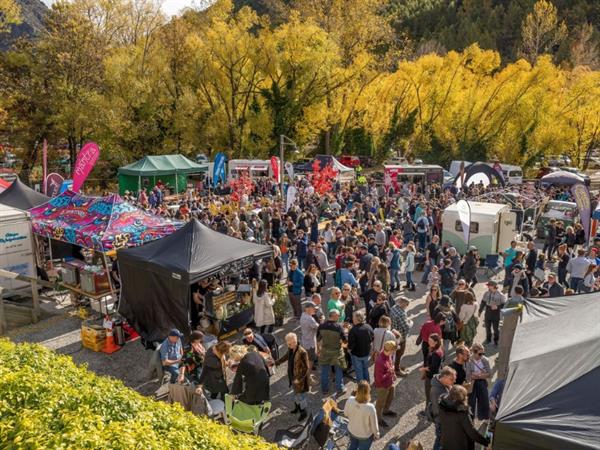 Immerse Yourself in Arrowtown's Autumn Magic: A Festival Getaway with Swiss-Belsuites Pounamu Queenstown
Swiss-Belsuites Pounamu, Queenstown, New Zealand