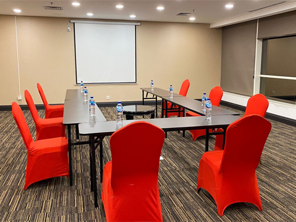 Meeting Room
Swiss-Belcourt Serpong