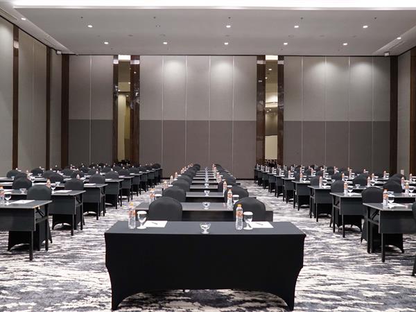 Meeting Packages
Grand Swiss-Belhotel Darmo Surabaya