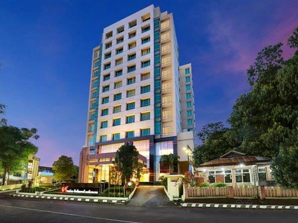 Mau Wisata ke Manado? Jangan Lupa Menginap di Swiss-Belhotel Maleosan Manado
Swiss-Belhotel Maleosan Manado