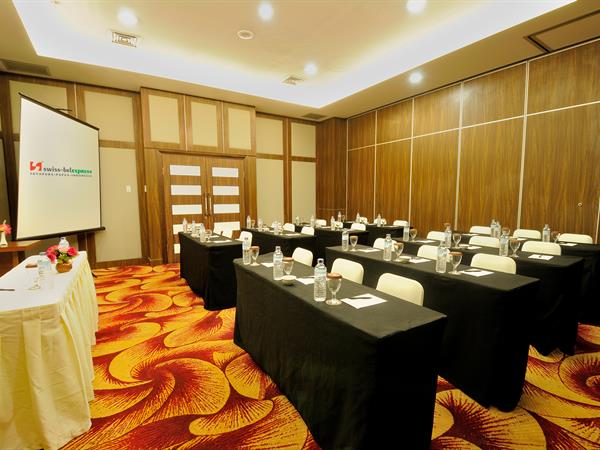 Kasuari Meeting Room
Swiss-Belexpress Jayapura