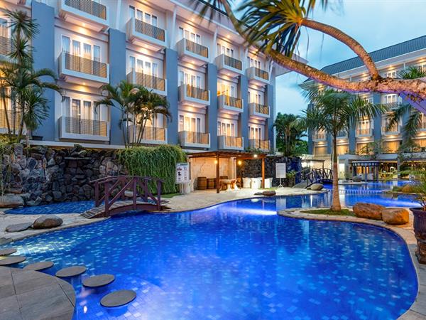 Kolam Renang
Swiss-Belhotel Danum Palangkaraya