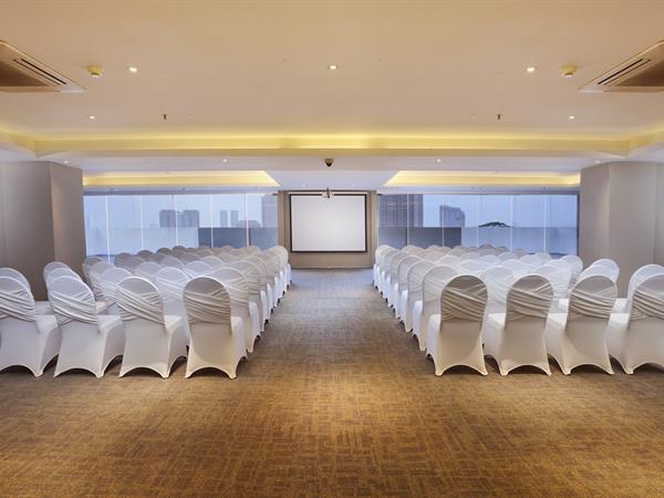 Meeting Rooms
Swiss-Belhotel Pondok Indah