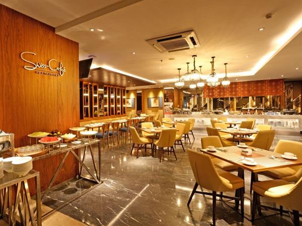 Swiss-Café™ Restaurant
Swiss-Belhotel Pondok Indah