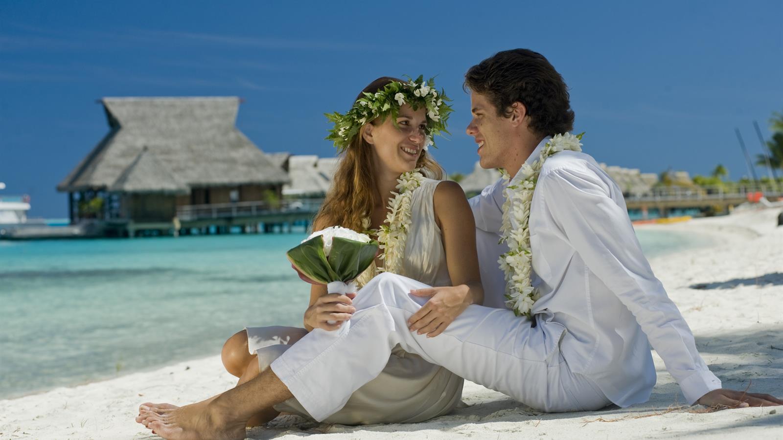 Bora Bora Weddings And Vow Renewals Romantic Vacations Bora Bora