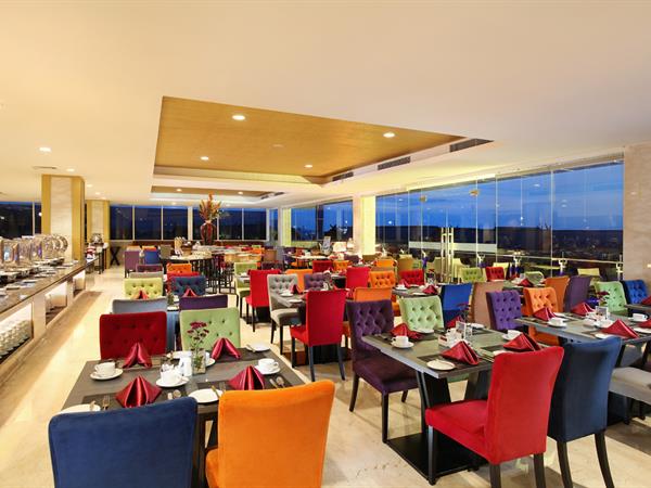 Swiss-Café Restaurant
Swiss-Belhotel Makassar