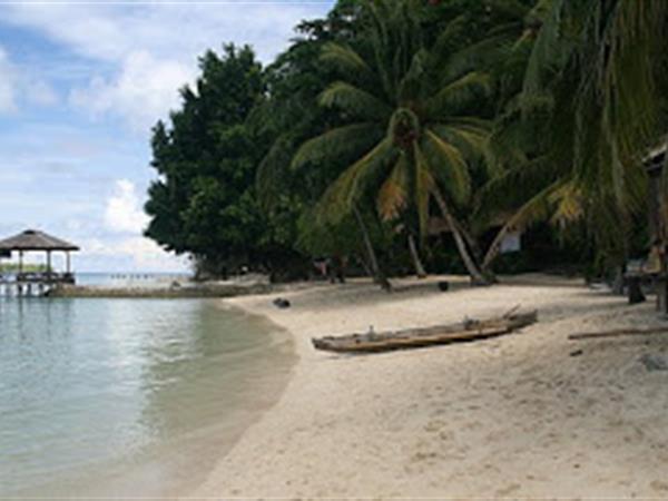Pantai Tanjung Karang
Swiss-Belhotel Silae Palu