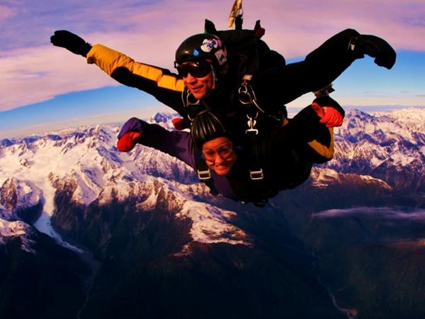 Sky Diving Fox Glacier & Franz Josef Glaciers
Te Weheka Hotel Fox Glacier - Managed by THC Hotels & Resorts