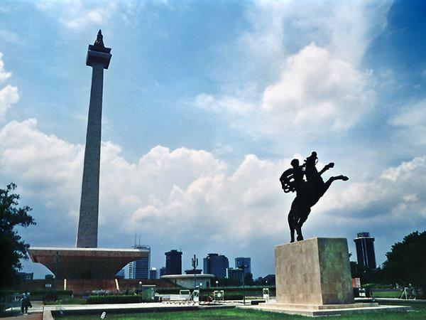 Monumen Nasional
Zest Airport Jakarta