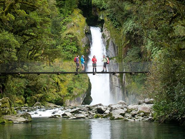 Walks & Hiking in Te Anau & Fiordland
Distinction Luxmore Hotel Lake Te Anau