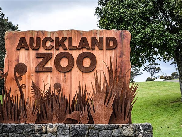 Kebun Binatang Auckland
Swiss-Belsuites Victoria Park, Auckland