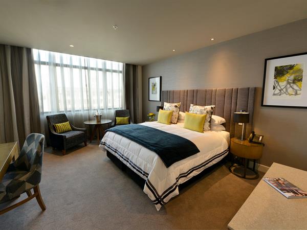 Bed & Breakfast For 2 - Dunedin
Distinction Dunedin Hotel