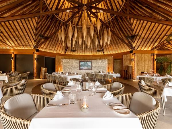 Otemanu Restaurant
Le Bora Bora by Pearl Resorts